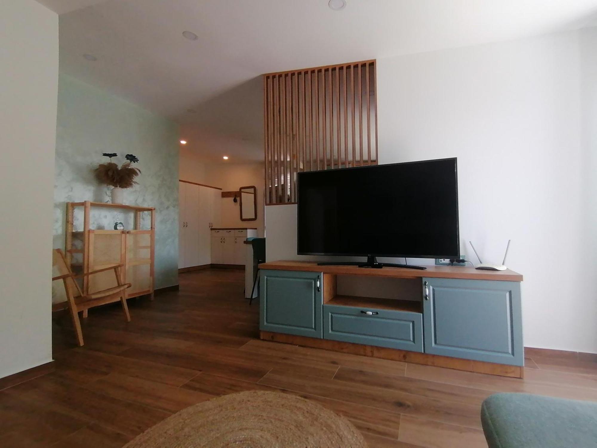 Apartmani Mares - 20 M From The Beach Brela Eksteriør billede